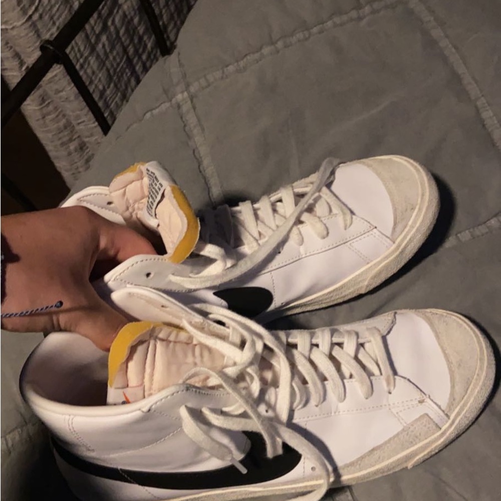 Nike Vintage “”77” Blazers Black and White